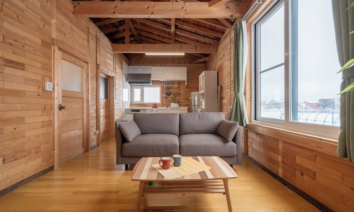 Niki House | C-FLAT