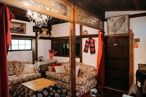 Tokamachi House | CASA DE YOSHi 一棟貸し