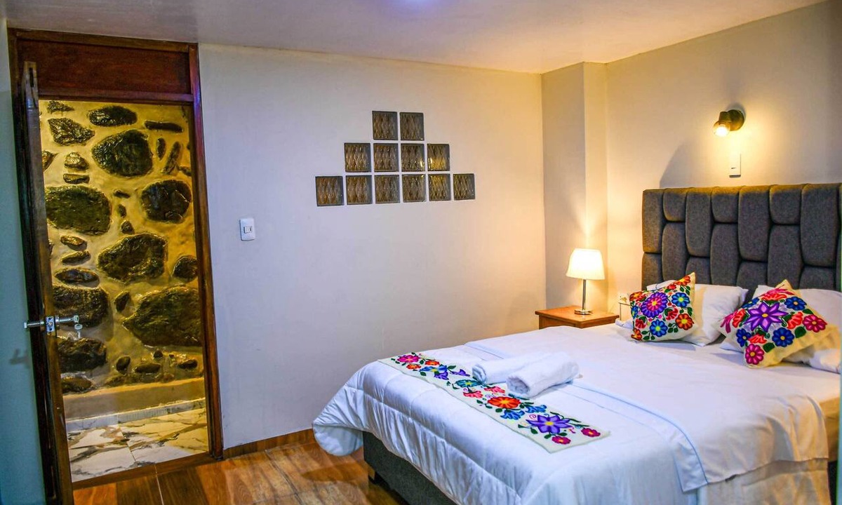 Ollantaytambo House | casa piedra blanca