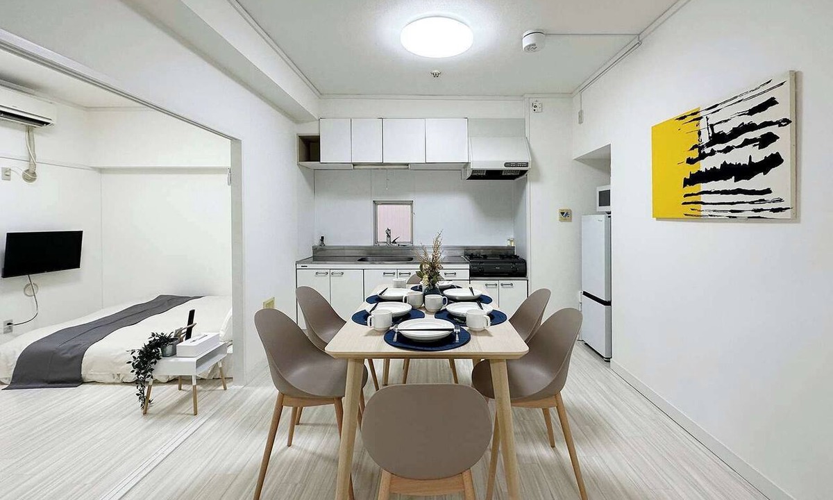 Hiroshima City Centre Apartment | Central 3 BR Near Peace Park for 9 ppl
