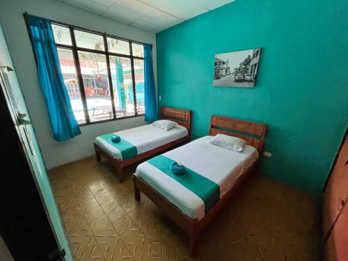 Iquitos House | Chacruna H