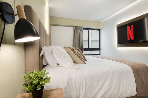 Miraflores Apartment | Chic 2BR, Luxe in the heart of Miraflores
