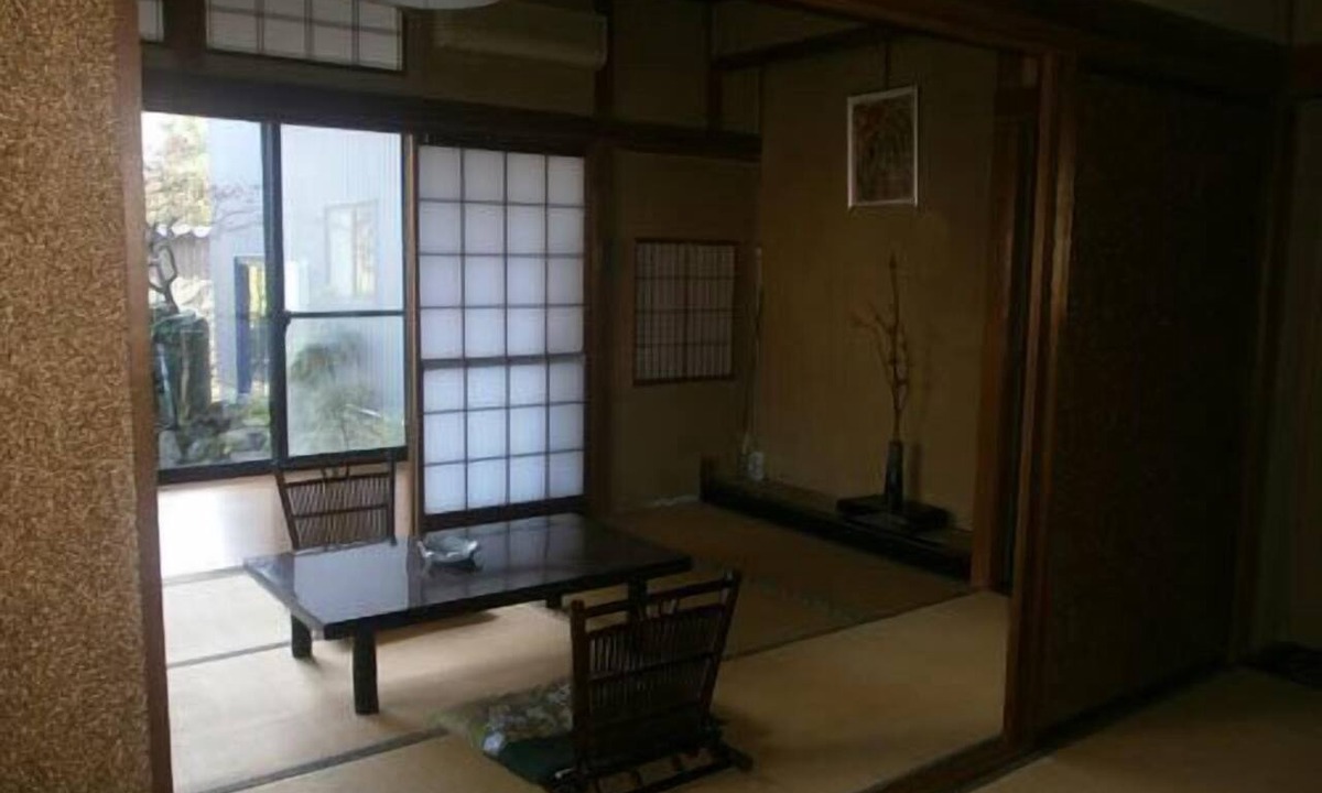 Nyuzen Hotel | Chitose Ryokan