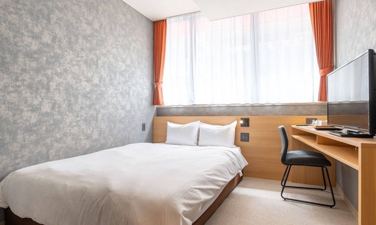 Higashishinsaibashi Hotel | Comfort Double Breakfast included Enjoy a safe/Osaka Ōsaka