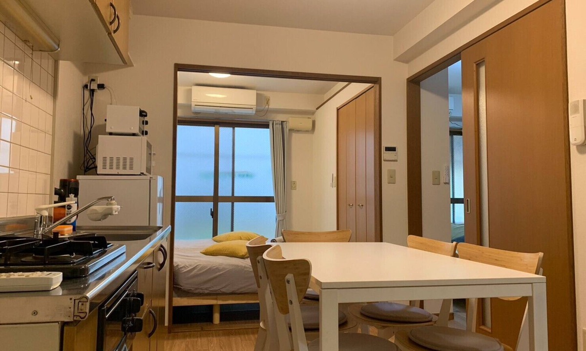 Honmachi Apartment | Compact 2DK apt in west Shinjuku