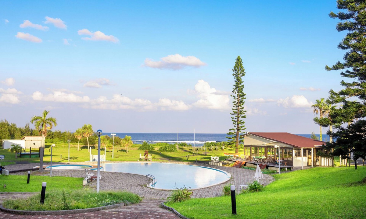 Amami Hotel | Coral Palms
