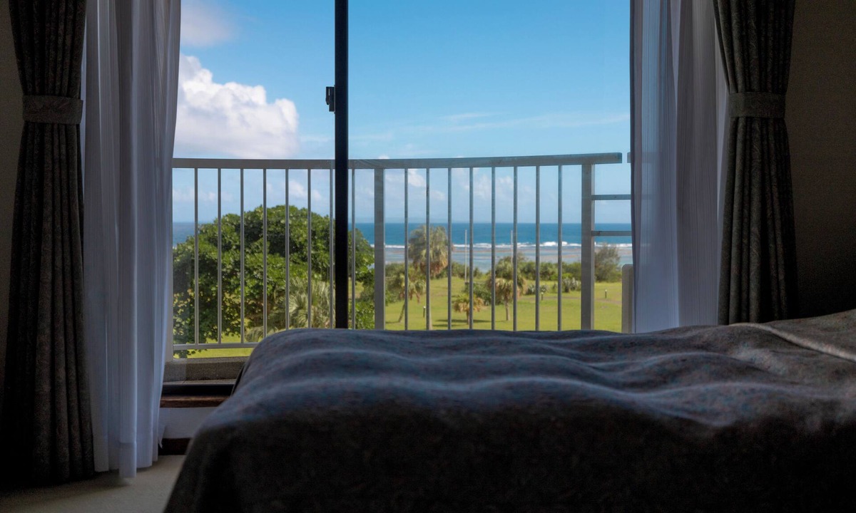 Amami Hotel | Coral Palms
