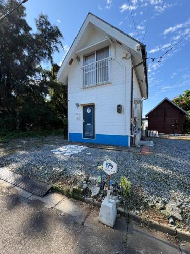 Nakama Apartment | Cottage Blue
