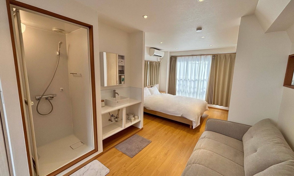 Minamiotsuka House | cozey retreat otsuka