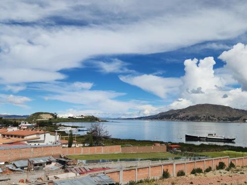 Puno Apartment | Dúplex Turístico con vista al Lago en Puno, Perú