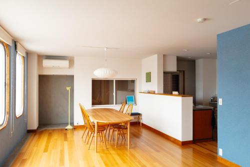 Kojima Apartment | Denim House C