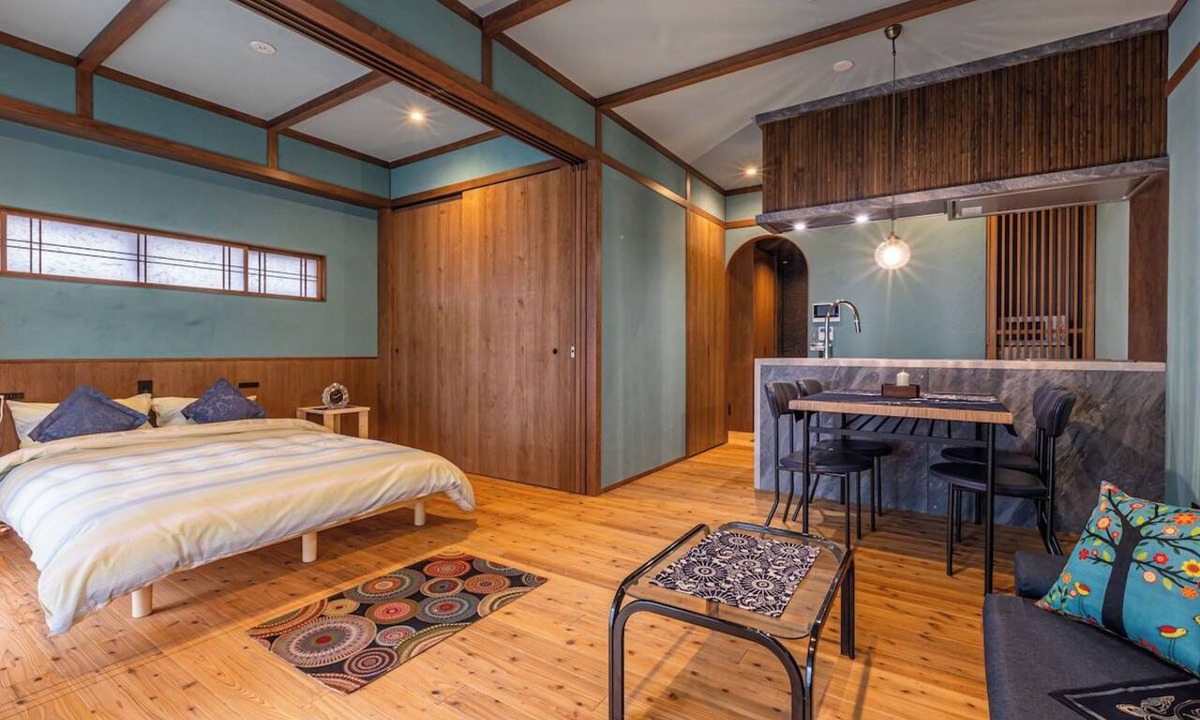 Namba Apartment | Designer Apartment with Balcony, Walk to Dotonbori, Shinsaibashi & Kuromon Mkt
