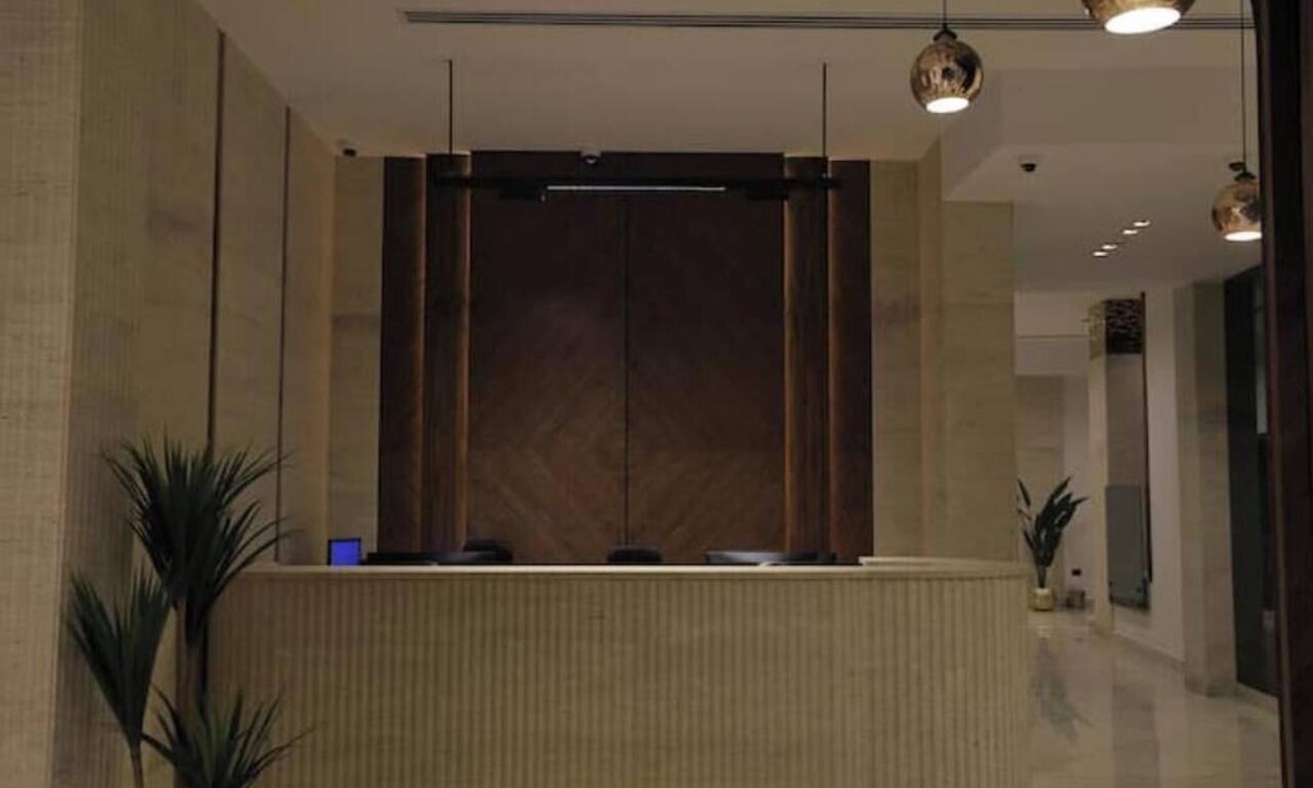 Qasr an-Nil Apartment | DHB STAYS : Serviced Studio Near Museum G-102