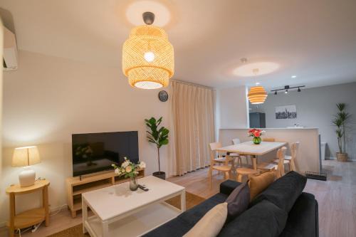 Suminoe Villa | Direct to Namba! 静和 旅タイム粉滨 玉出駅徒歩4分 3階建て一棟貸切 4LDK 最大8名