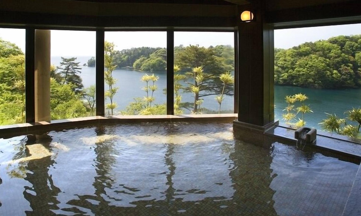 Noto-cho Hotel | Dokutsuburo no Yado Hyakurakuso
