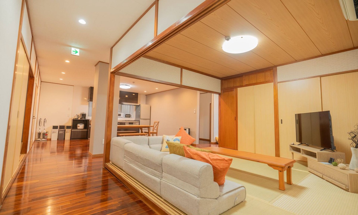 Okinawa Apartment | Dot House Naha