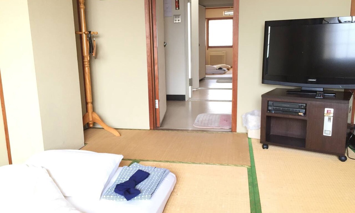 Himeji Hotel | Dotenobo Ryokan