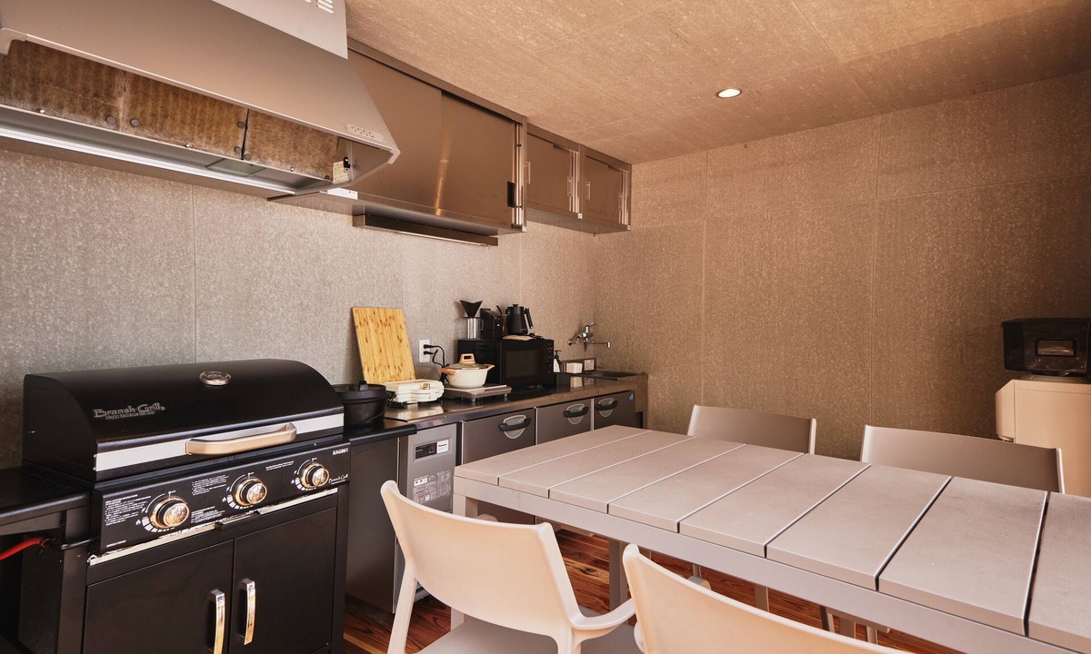 Fujikawaguchiko RV Rental | Dots by Dot Glamping Suite 001
