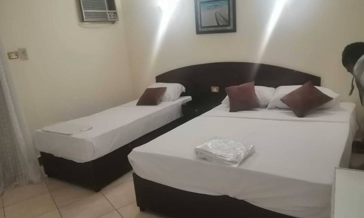 Sheraton Road -Sakkala Hotel | EIFFEL HOTEL