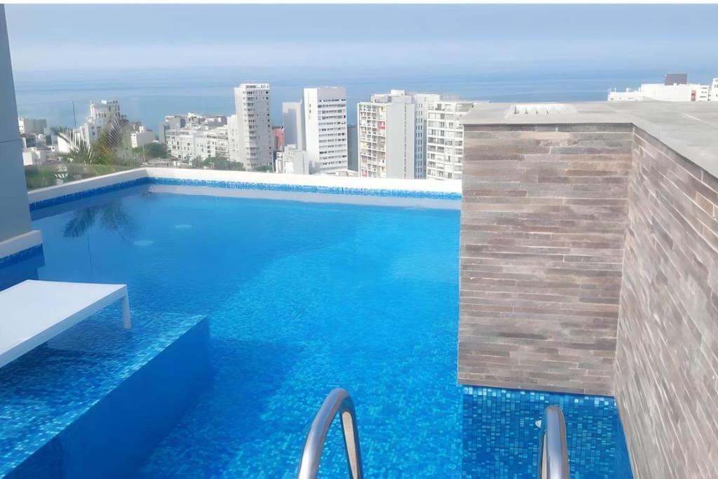 Barranco Apartment | Encantador apartamento de 2 dormitorios en Barranco, frente a la playa