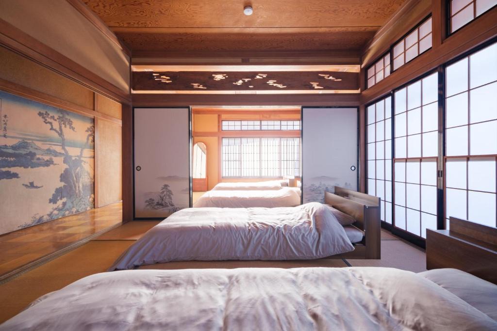 Okaya Apartment | Entire traditional House, 6 beds,max 8 guests ,貸切古民家,長野岡谷IC5分,