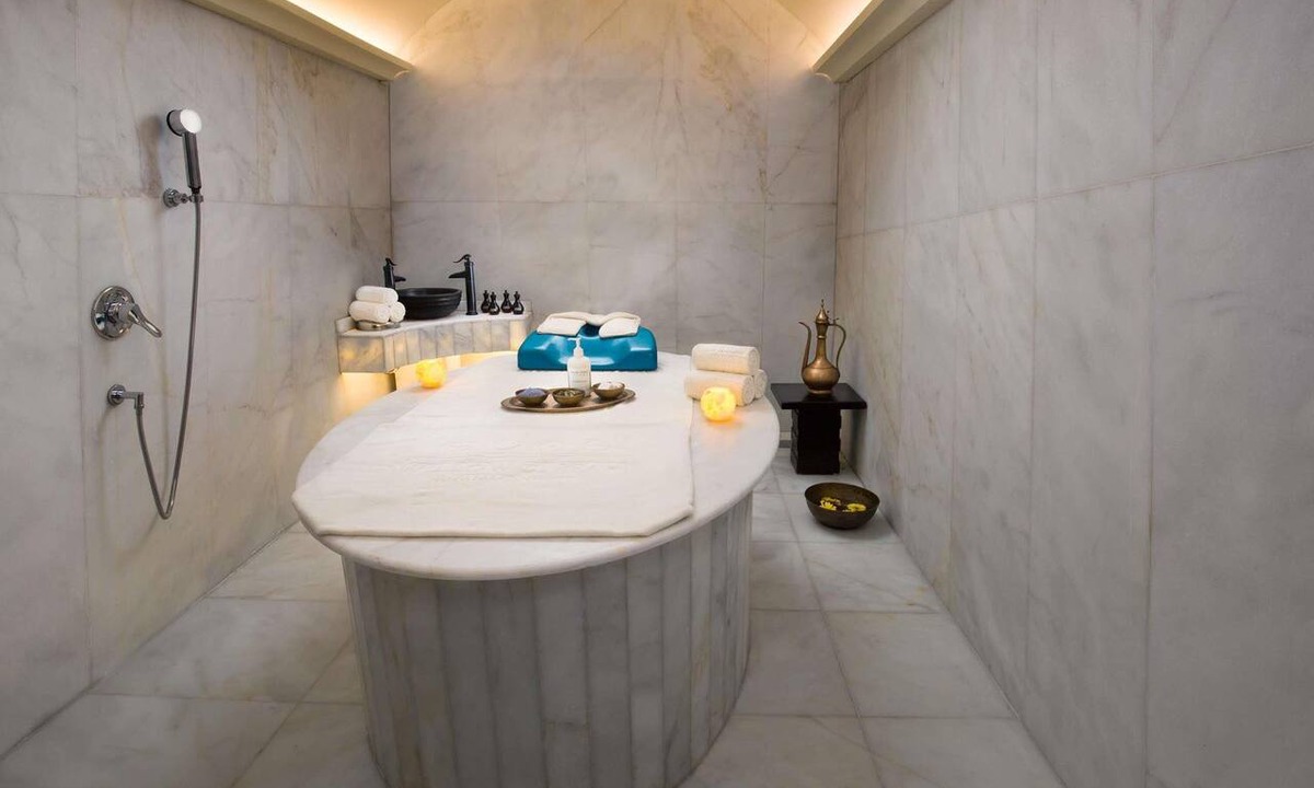 Downtown Cairo Hotel | Fairmont Nile City, Cairo