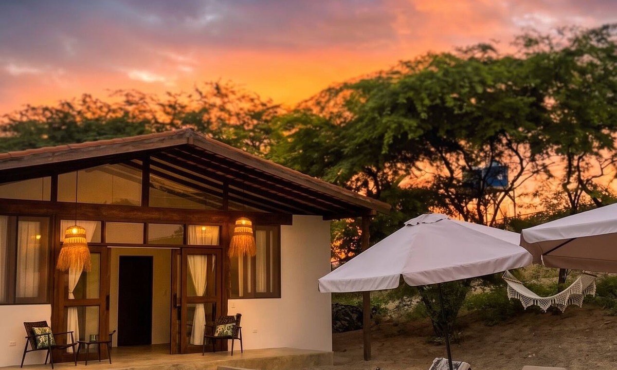 Vichayito House | Family Getaway in Vichayito: Private Condominium, Pool and Pet-Friendly