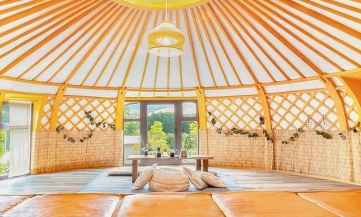 Yufu RV Rental | For 4 people | Room only | No pets allowed Enjoy/Yufu City Ōita