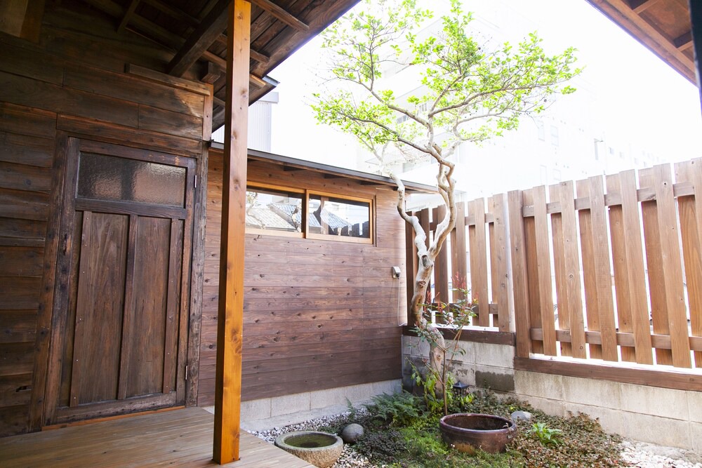 Hakata-ku Hotel | Fukuoka Guesthouse SHIP