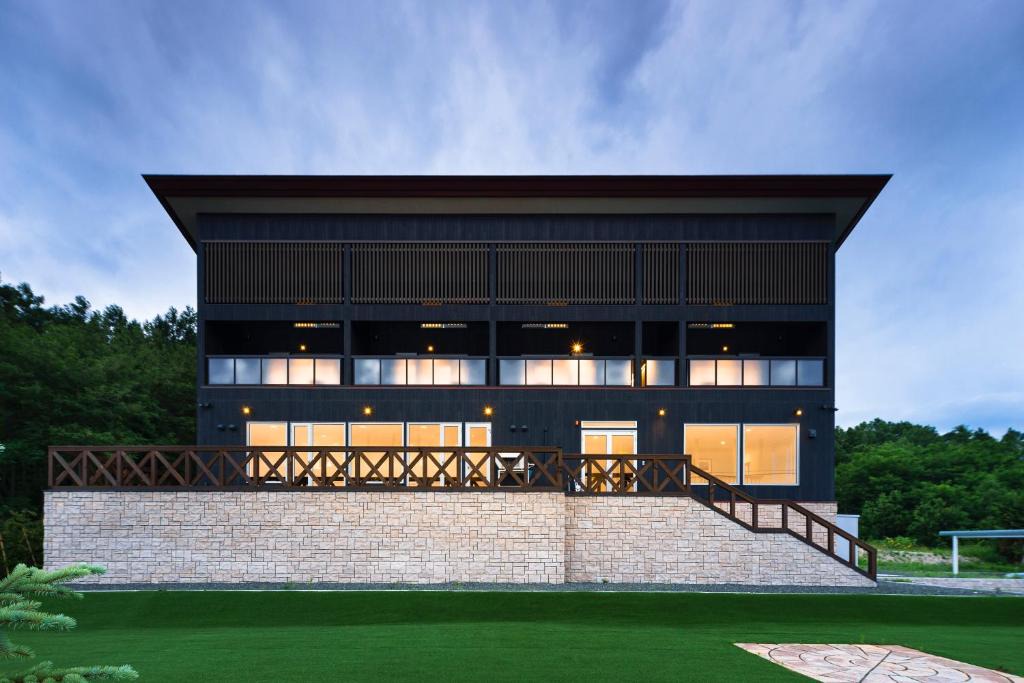 Nakafurano House | Furano Lookout