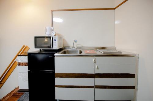 Fushimi Apartment | Fushimi Railway House