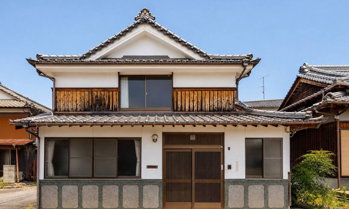 Usa House | Gateway to Usa Jingu & Kunisaki | Kominka Stay | Kamisama and Hotokesama