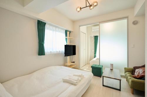 Higashi-ku Apartment | Gekkō Hakata Higashi by Tranova
