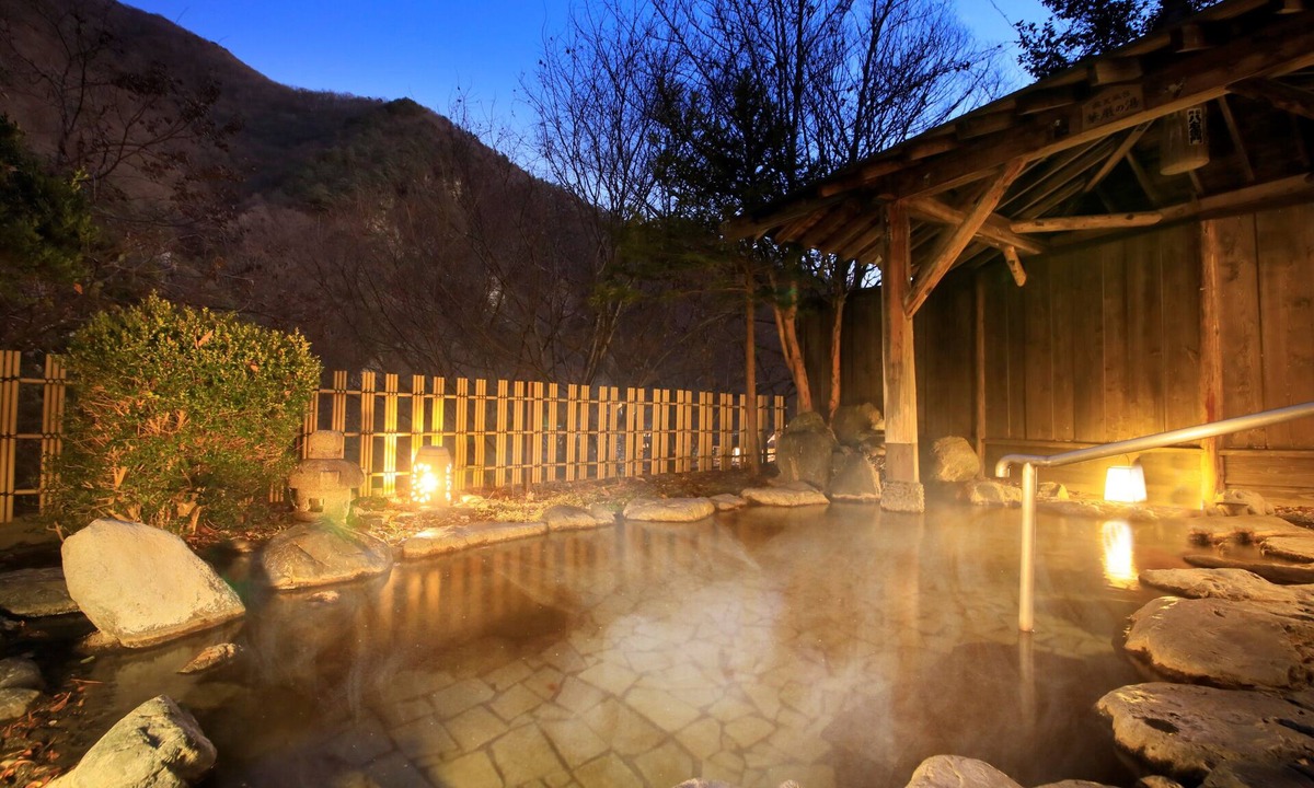 Numata House | Ginshotei Awashima