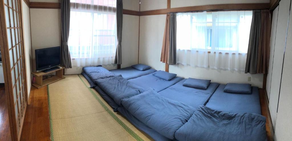 Amami Apartment | Golden Mile Apartment
