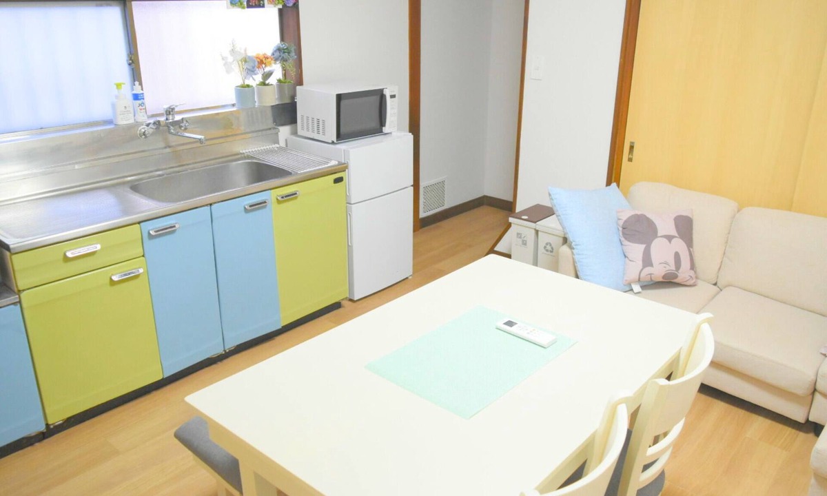 Higashishinkoiwa House | Good access to Tokyo/3rd floor residence/Rental/Rooftop/Pets allowed/Capacity for 5 people