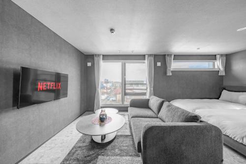 Chitose Apartment | GRAN HILLS Chitose Station Front - Vacation STAY 15124v