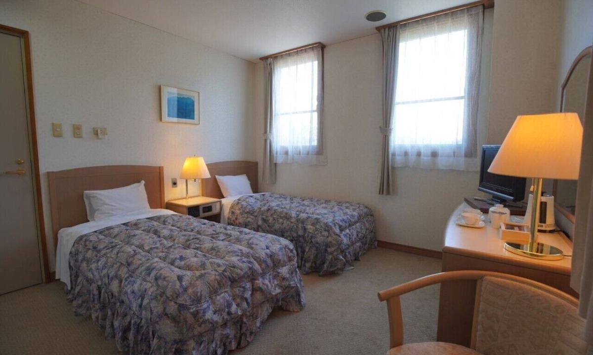 Azumino Hotel | green bell