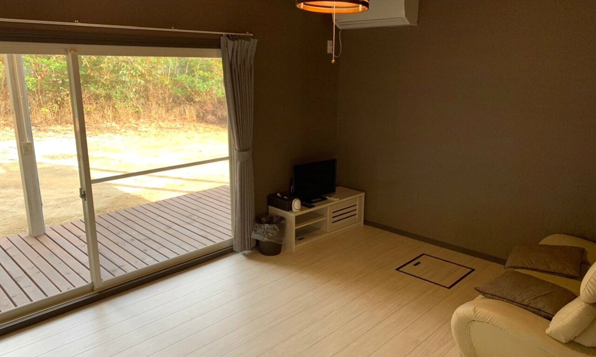 Shima House | Green Room