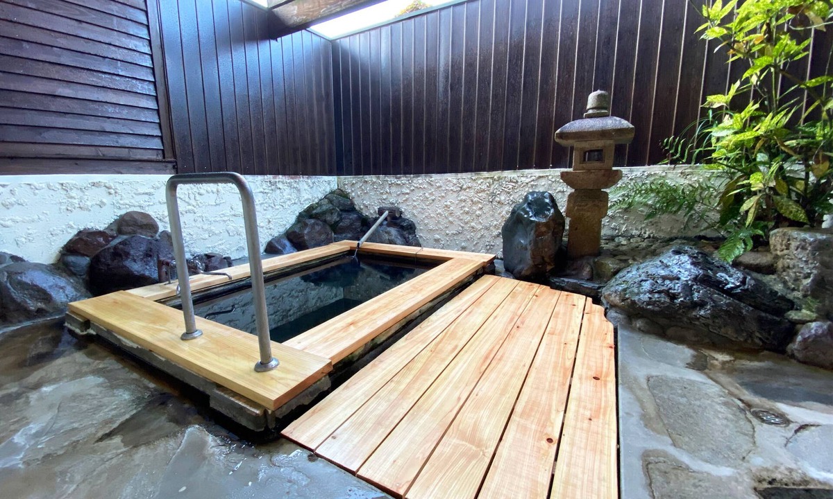 Yufuin Onsen House | Hasuwa Inn