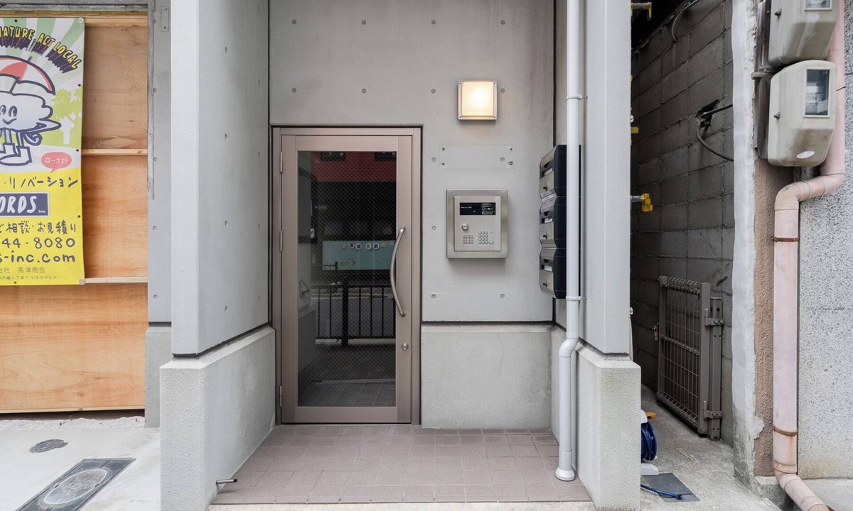 Nishi Apartment | Healing space with greenery/Close to station/5 min. to Shinsaibashi!