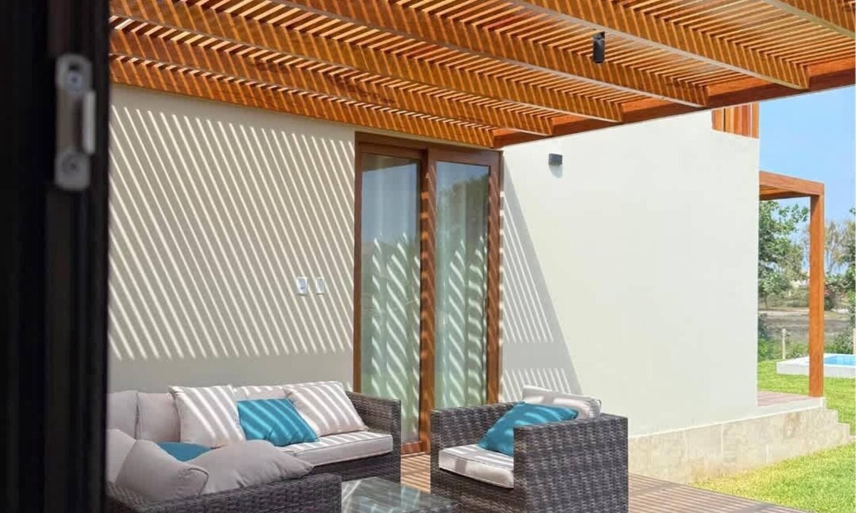 Ica Villa | Heated Pool & Private Jacuzzi Villa Steps to Beach