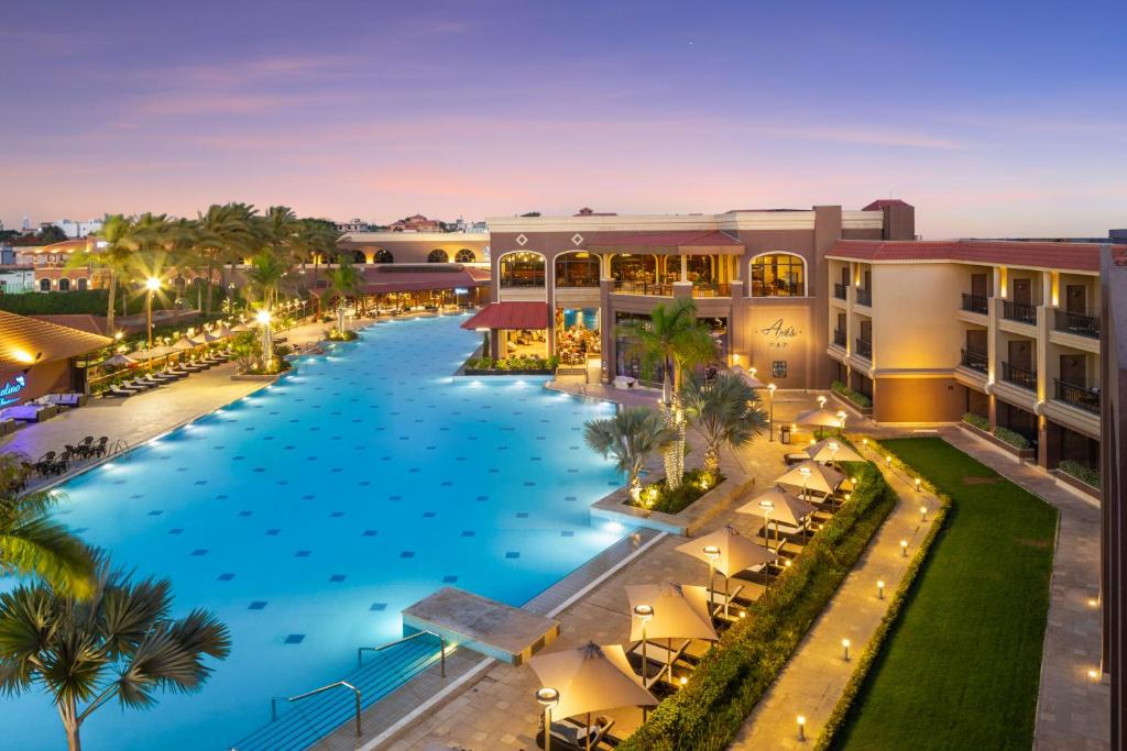Al-'Amriyah Hotel | Hilton Alexandria King's Ranch Hotel