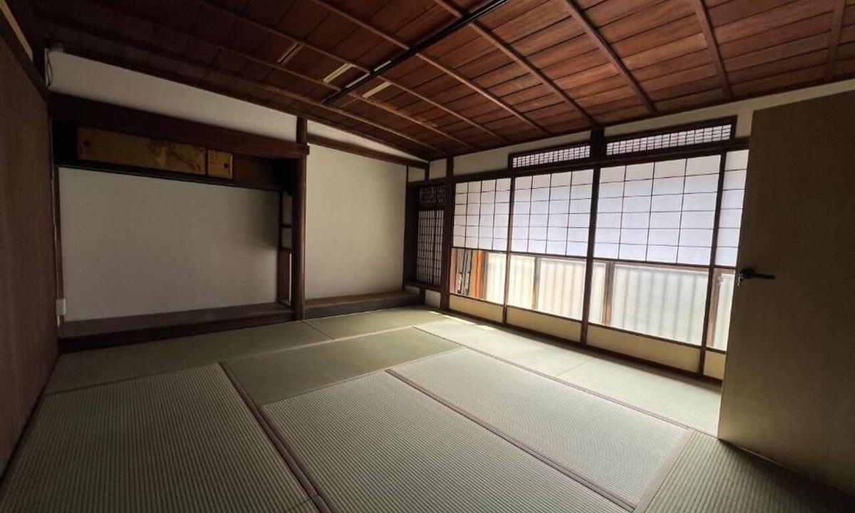 Tsuruga House | HOBOIE Guest House
