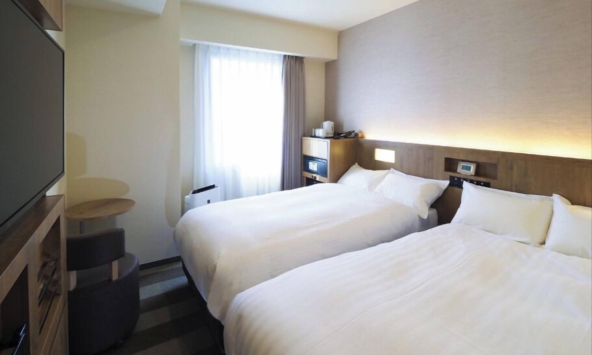 Kannai Hotel | Holly Twin Room @Hotel in Yokohama Japan