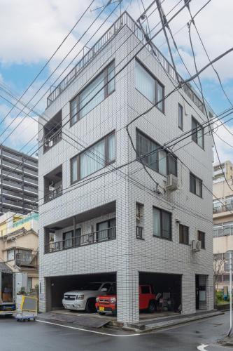 Sumida Villa | Home suite Home Ryogoku - Perfect for Families and Groups, Spacious 197m2 Home with 8 BR & 3 BA, Up to 15 ppl with Parking and 3 Stations