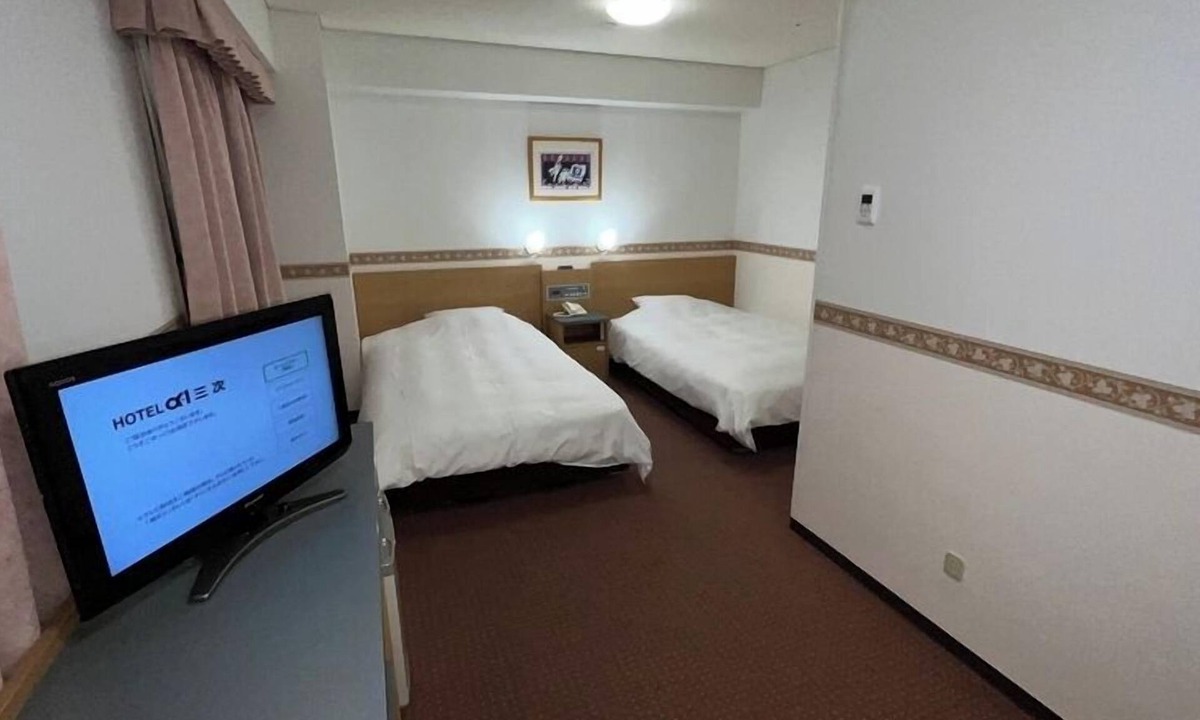 Miyoshi Hotel | Hotel Alpha-One Miyoshi