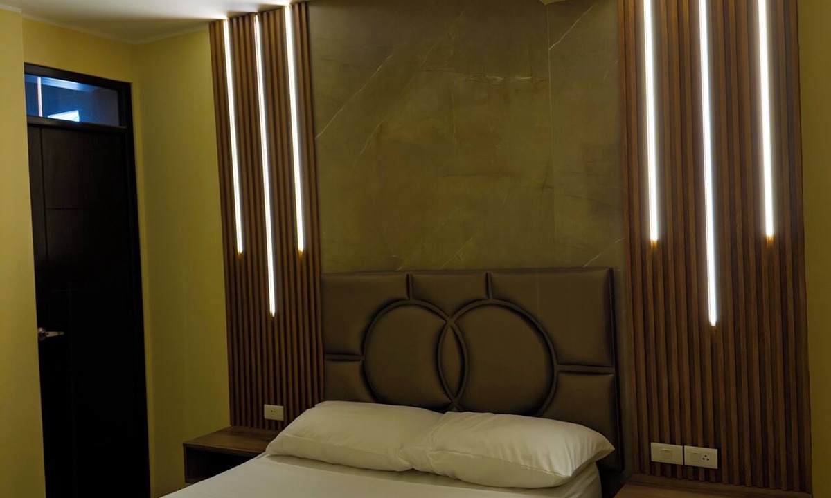 Paita Hotel | Hotel D'Angeles