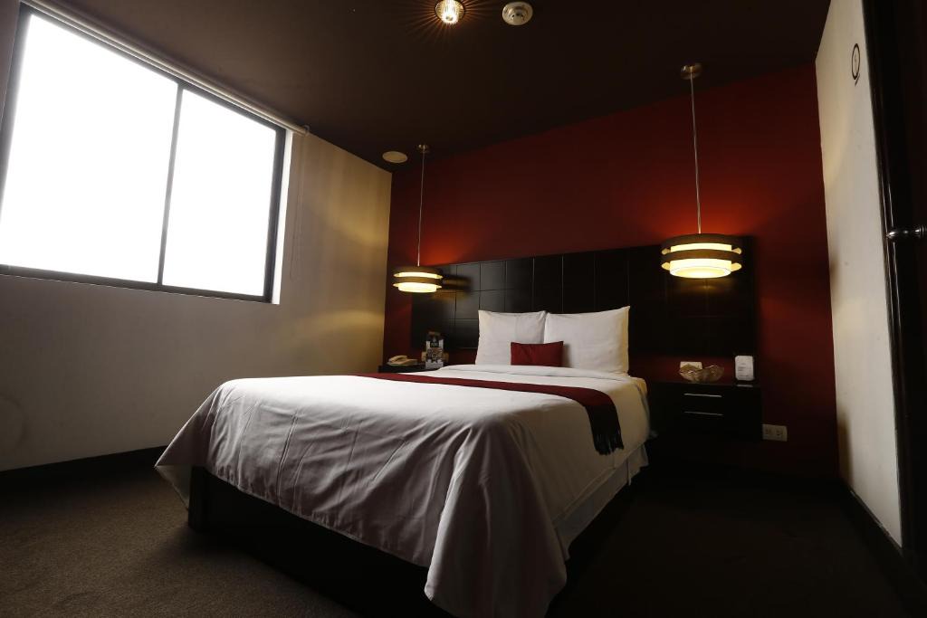 Independencia Hotel | Hotel Ginebra