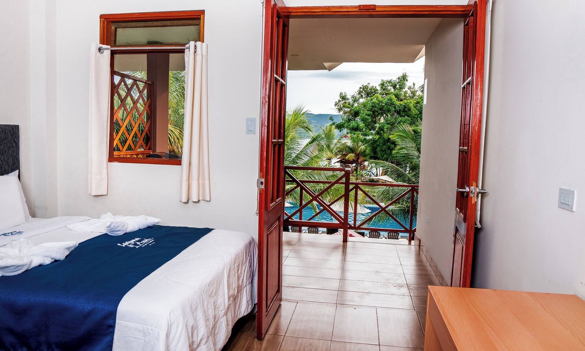 Sauce Hotel | Hotel Laguna Azul